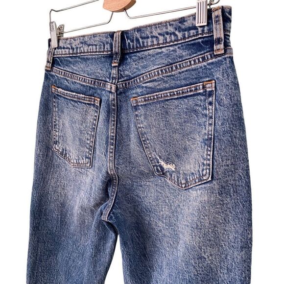 Abercrombie & Fitch The Mom High Rise Distressed Jeans in Size 8R | W29 - Picture 4 of 9